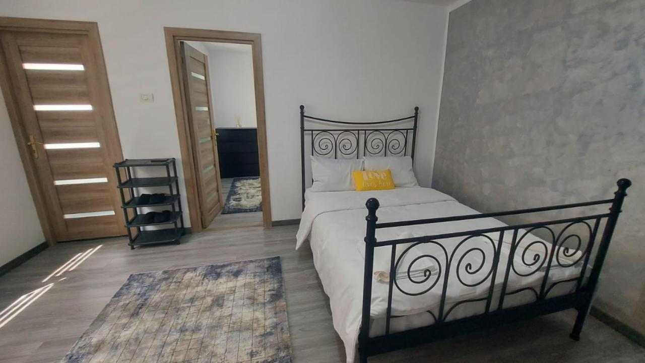 Andi 2-Apartament Băile Herculane Exterior foto